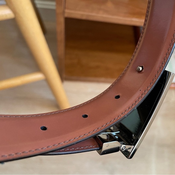 Mens Salvatore Ferragamo Belt New reversible leather size 28 - Picture 6 of 8
